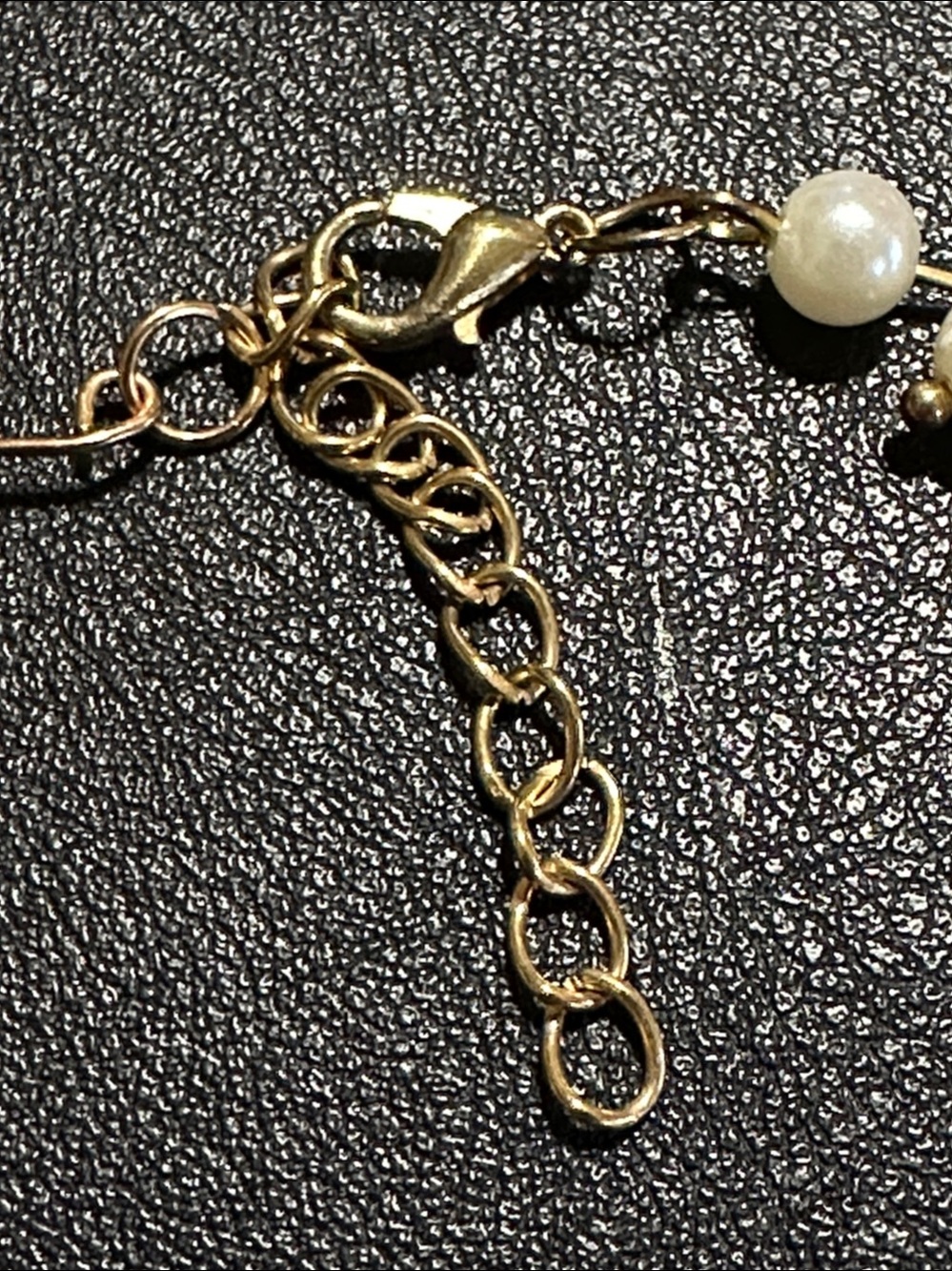137.  Gold Tone & Faux Pearl Choker Necklace - Picture 3 of 7